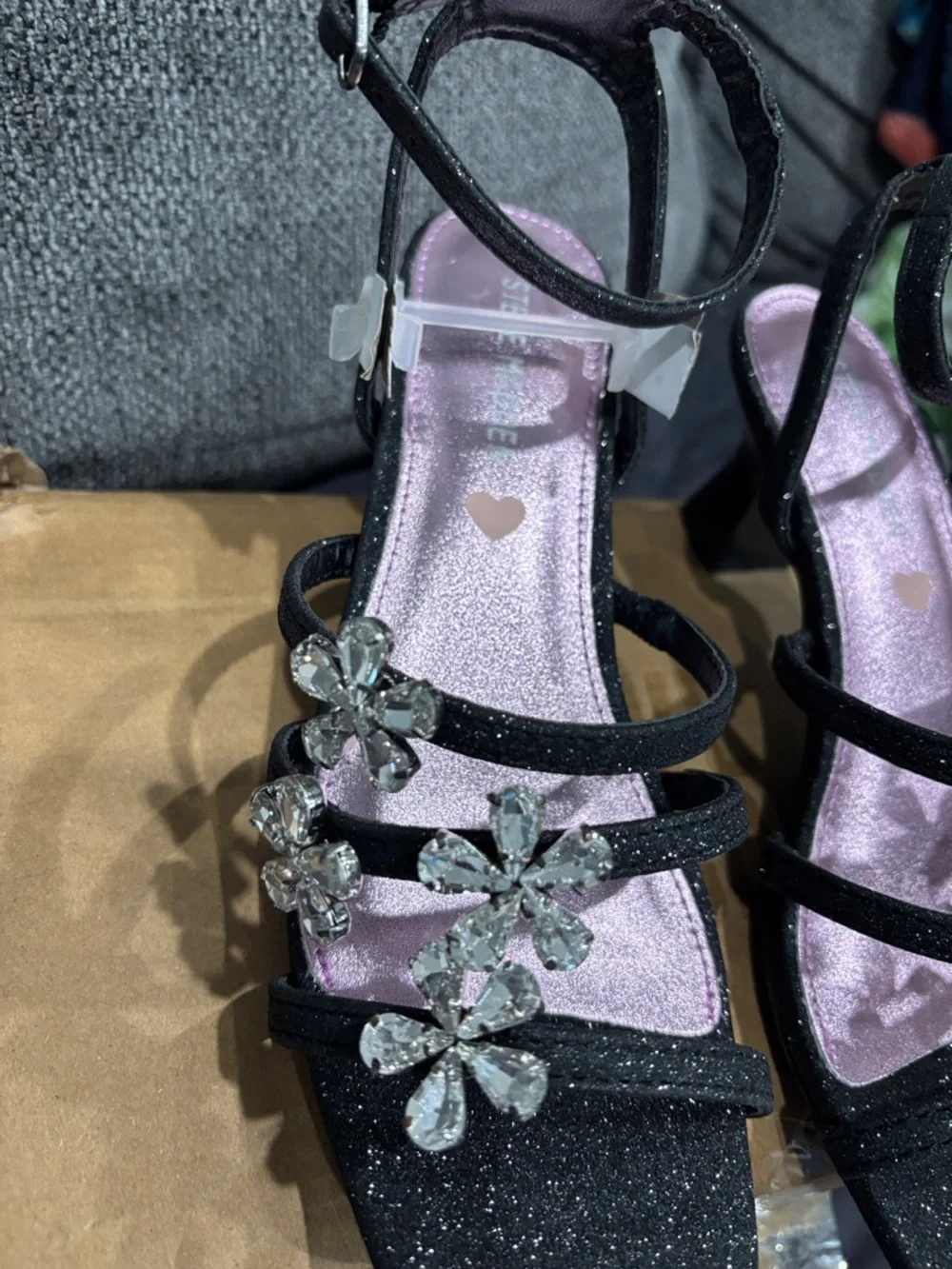 Stunning Steve Madden Girls Shoes Lottie Heeled Sandal🔥 - Picture 1 of 5
